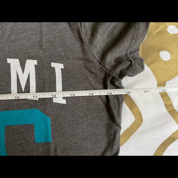 Miami Dolphin T-Shirt - Picture 6 of 10